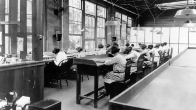 The Terrifying Story Of The Radium Girls by BeAmazed