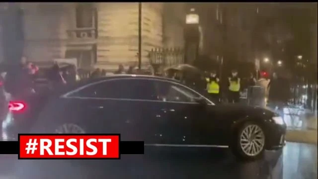 UK Police save Bill Gates from getting LYNCHED in the STREET - Its COMING