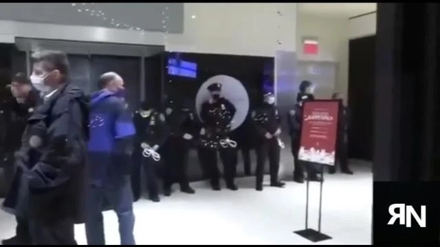 MEDICAL TYRANNY! - NYPD ARRESTING THE UNVAXXED! - #RESIST