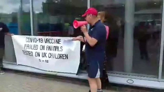 Vaccine Protest at Southampton General Hospital