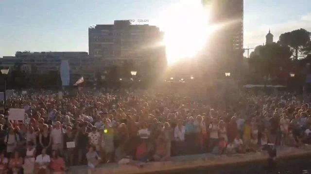 Huge Protests Against COVID-19 Vaccine Passports in Colon Madrid Spain (20210807)