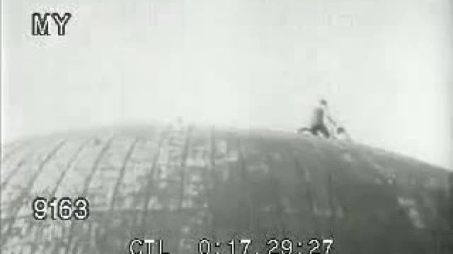 1920s Bicycle Stunts - COOL!