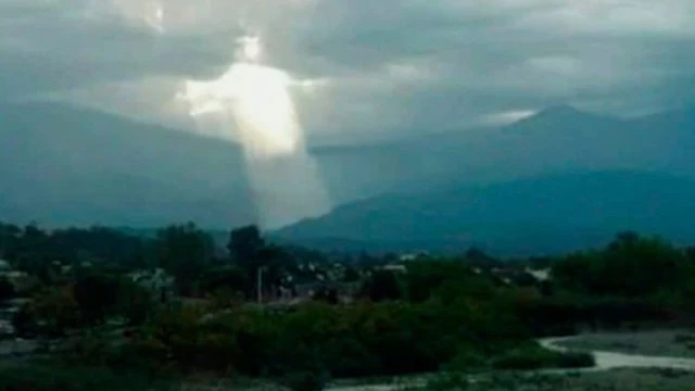 Jesus In The Clouds