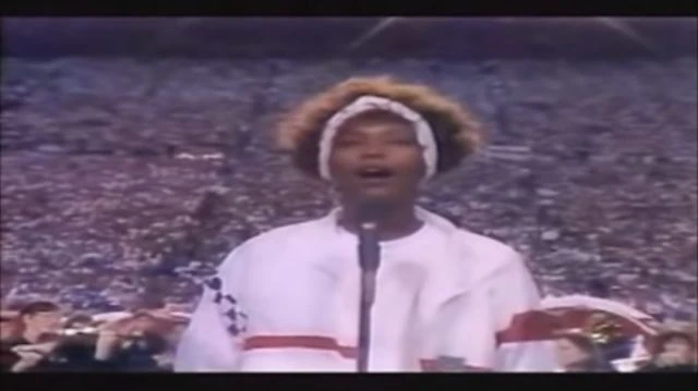 Whitney Houston  Star Spangled Banner - FIRE!