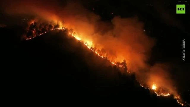 Massive wildfire ravages northern Italy