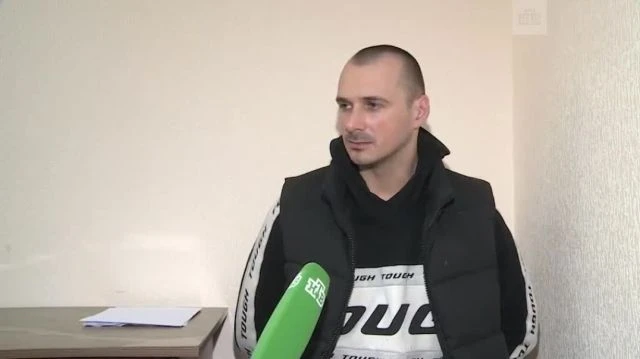 nazi from the terrorist group Azov Battalion attempted to leave Mariupol dressed as a civilian