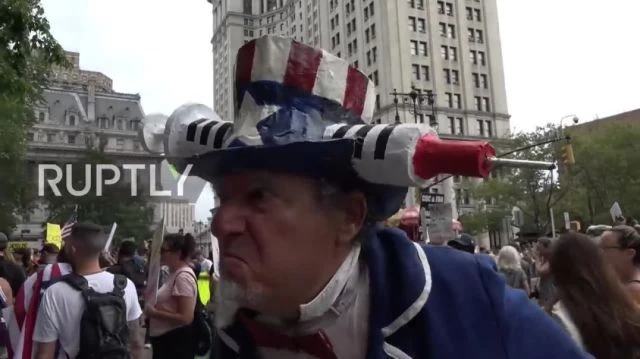 USA Protesters rally against vaccine mandate in NYC