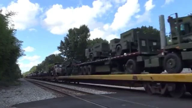 MASSIVE MILITARY VEHICLE LOAD HEADS TO GEORGIA! WHY? MARTIAL LAW COMING?