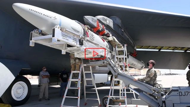 USAF AGM-183A ARRW hypersonic weapon - Failed to launch from B-52 bomber