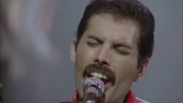 Queen - We Are The Champions (Official Live Video)