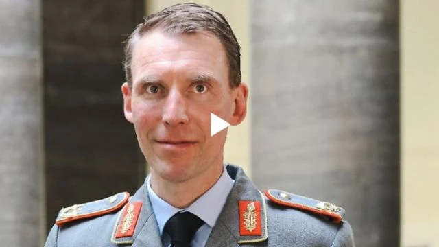 German Gen. Freuding - We prepare Ukrainian forces for victory