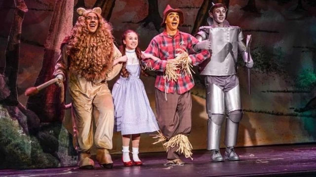 The Wizard of Oz The Musical (A community theater performance)