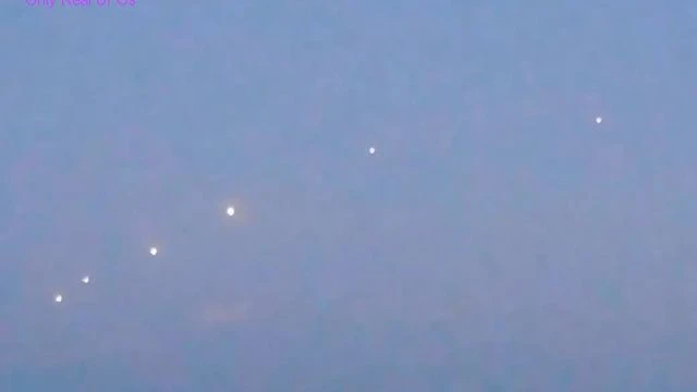 UFOs over Lake Michigan (2016)