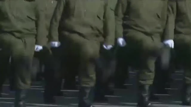 ENTIRE NORTH KOREAN ARMY DANCING TO  STAYIN' ALIVE