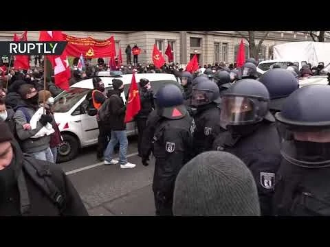 102nd anniversary of Luxemburg-Liebknecht executions descends into clashes in Berlin