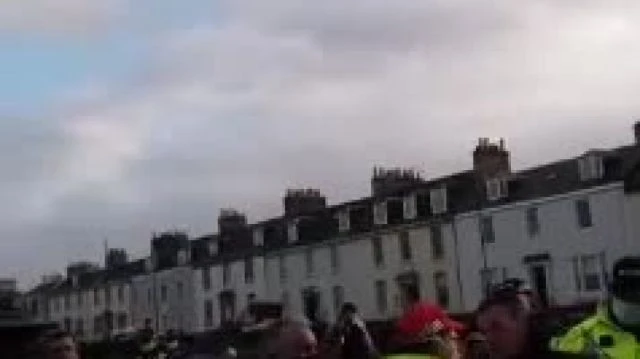 5 arrests at a peaceful freedom demo in Ayr